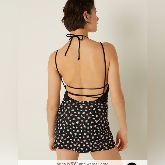 🆕 PINK VICTORIA’S SECRET SWIM COVER-UP MINI SKIRT LARGE 12-14 - Picture 4 of 11